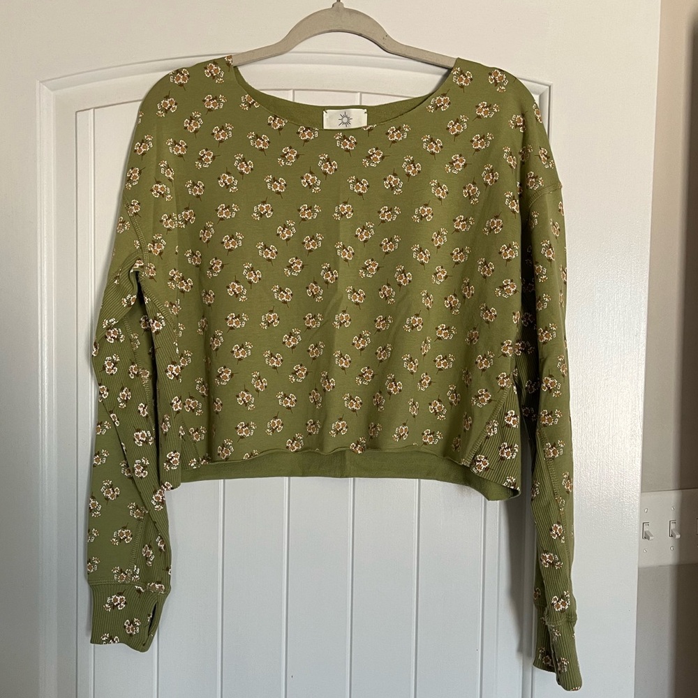 Floral Cropped Sweatshirt